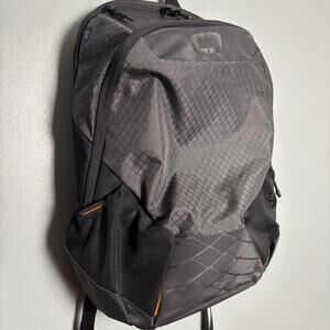 NWT OGIO Versatile Basis Backpack Orange Laptop Books School New Work Profession